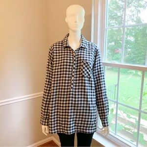 Land’s End Black and White Plaid Pullover Top